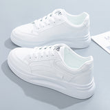 Chice weiße Sneakers mit leichtem Komfort
