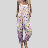 Latzhose mit zarten Wildblumen