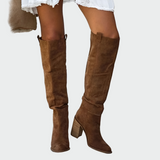 Knöchelhohe orthopädische Stiefel aus Leder