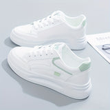 Chice weiße Sneakers mit leichtem Komfort