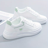 Chice weiße Sneakers mit leichtem Komfort